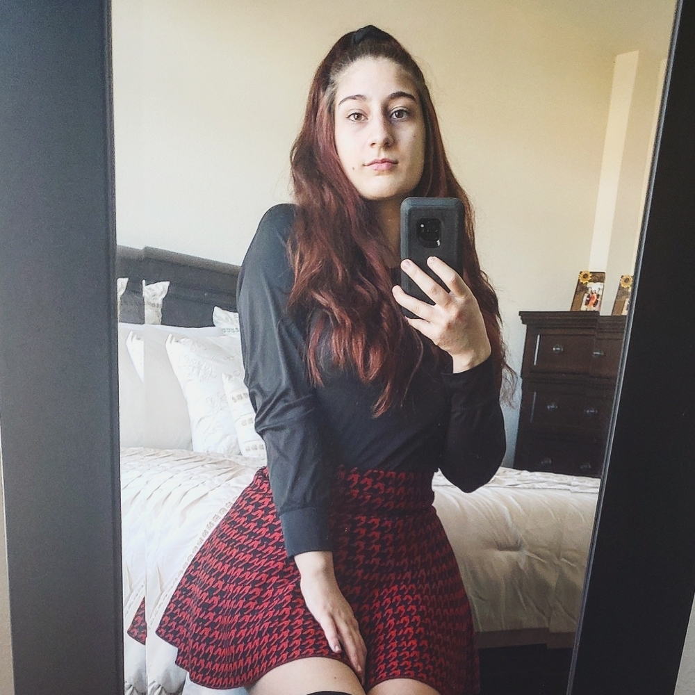 Meet your Posher, Ally